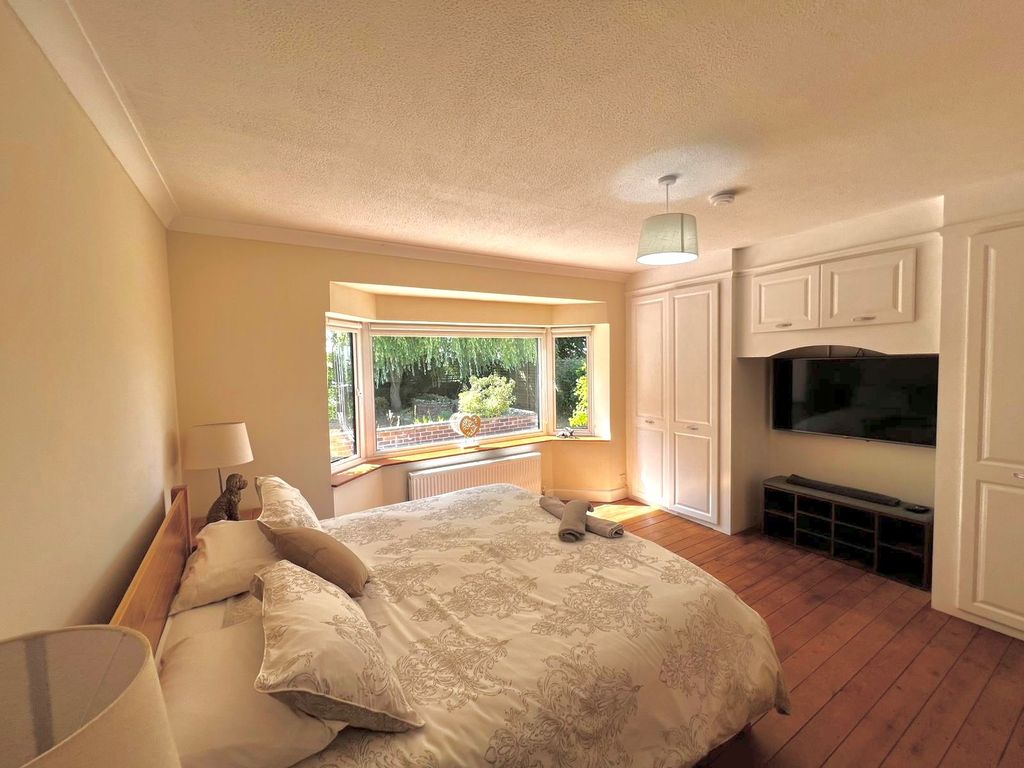 Property photo 1 of 21 Image
