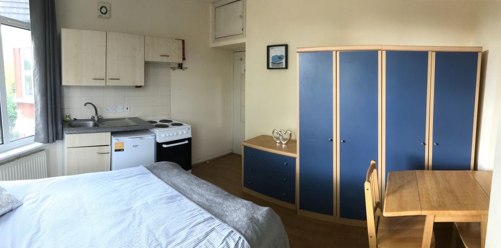Property photo 2 of 13
