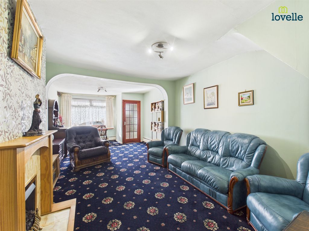 Property photo 2 of 14
