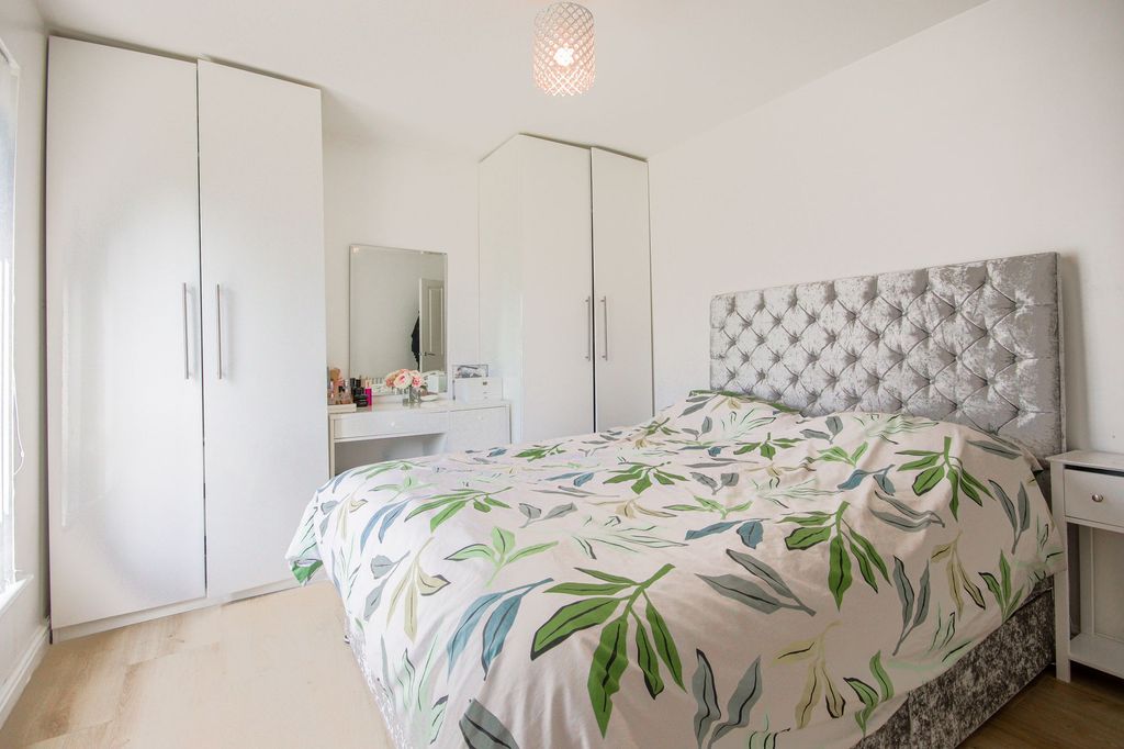 Property photo 1 of 12 Bed 1A