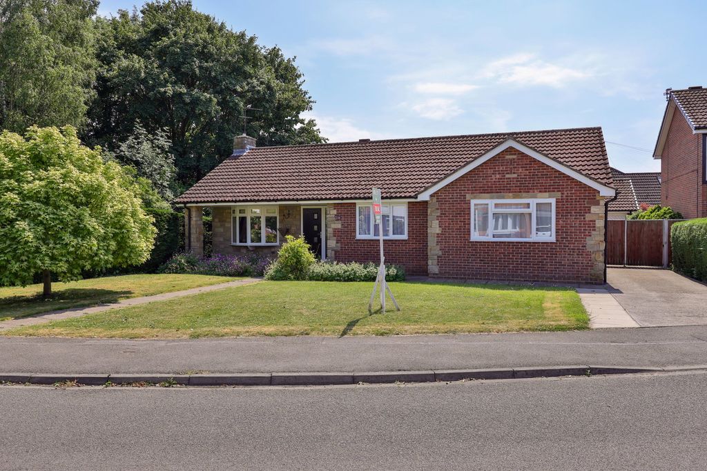 Property photo 1 of 25