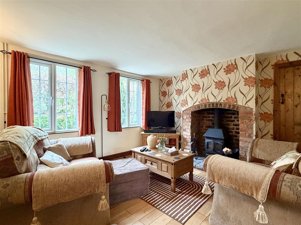 Property photo 3 of 24