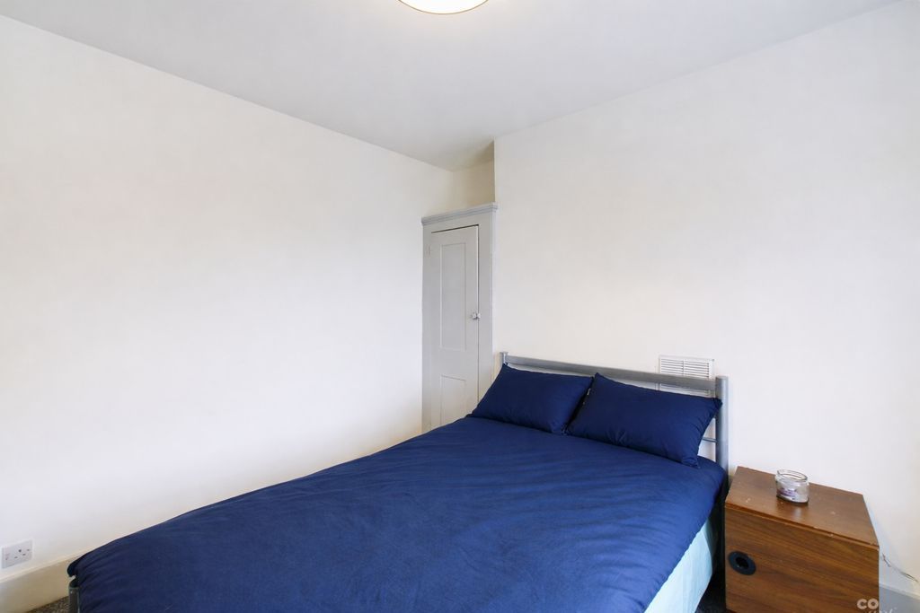 Additional image 7 of 5 bed shared accommodation to rentSt. Georges Road, Brighton BN2
