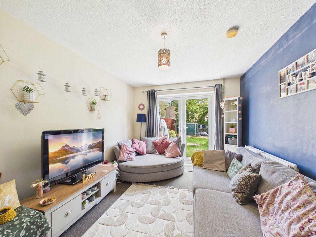 Property photo 3 of 19