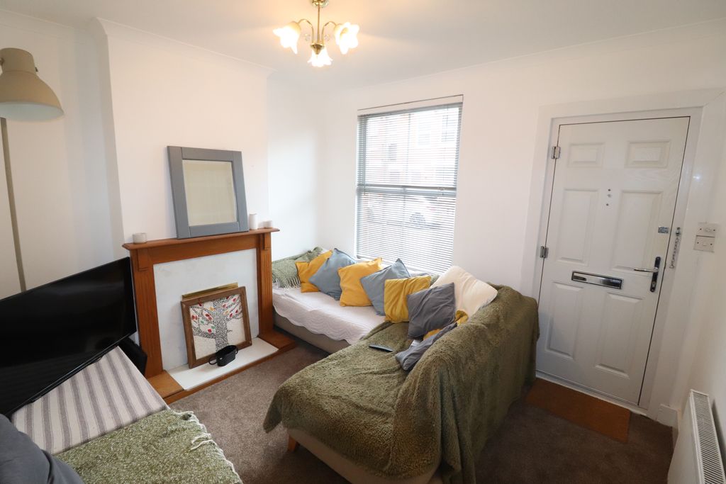 Property photo 3 of 8 Living Room