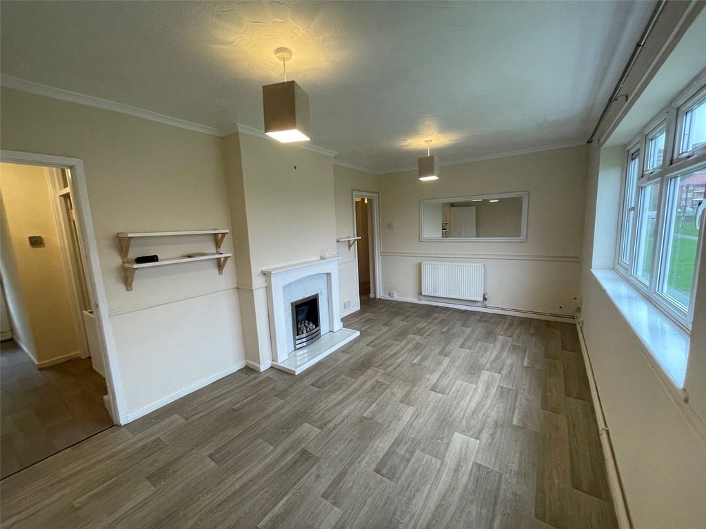 Property photo 3 of 9 Picture No. 07
