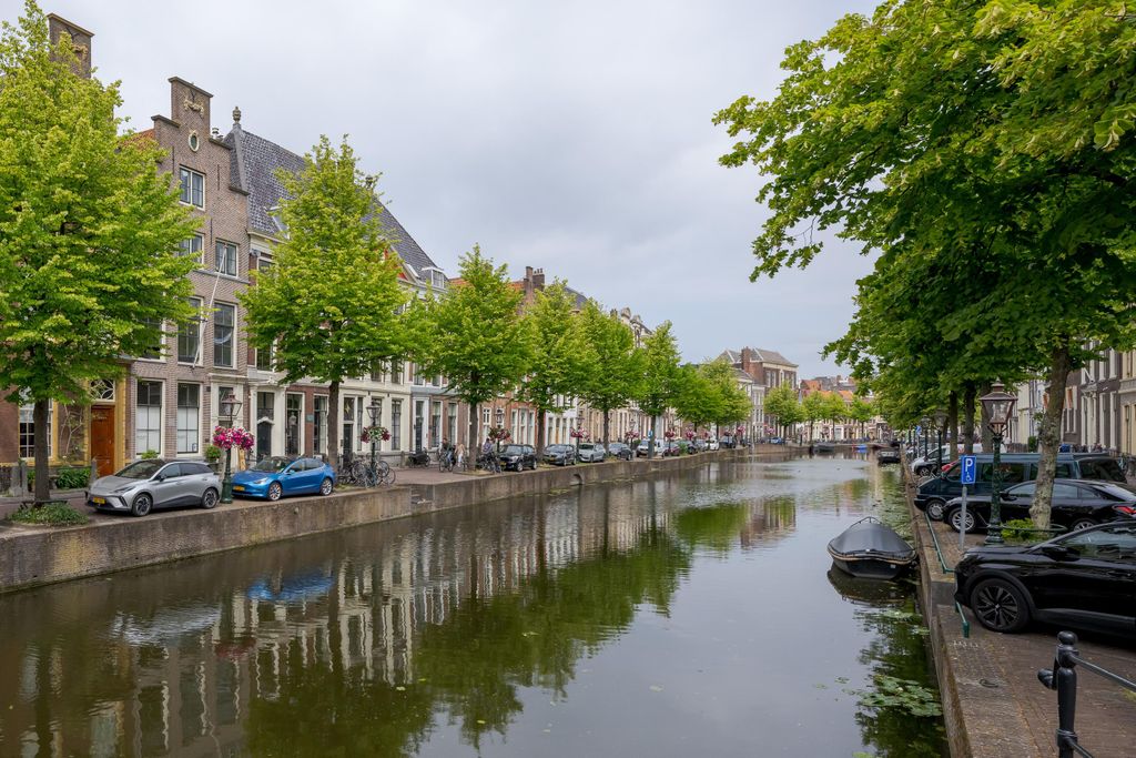 Property photo 2 of 64