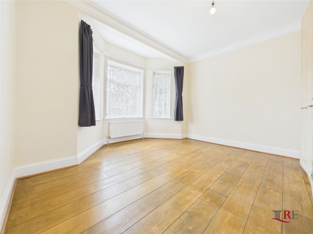 Property photo 3 of 7 Cam02489G0-Pr0154-Still006.Jpg