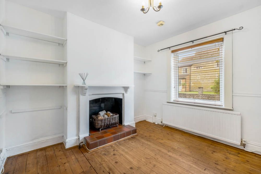 Property photo 2 of 16 41 Austerby (Bourne)-8