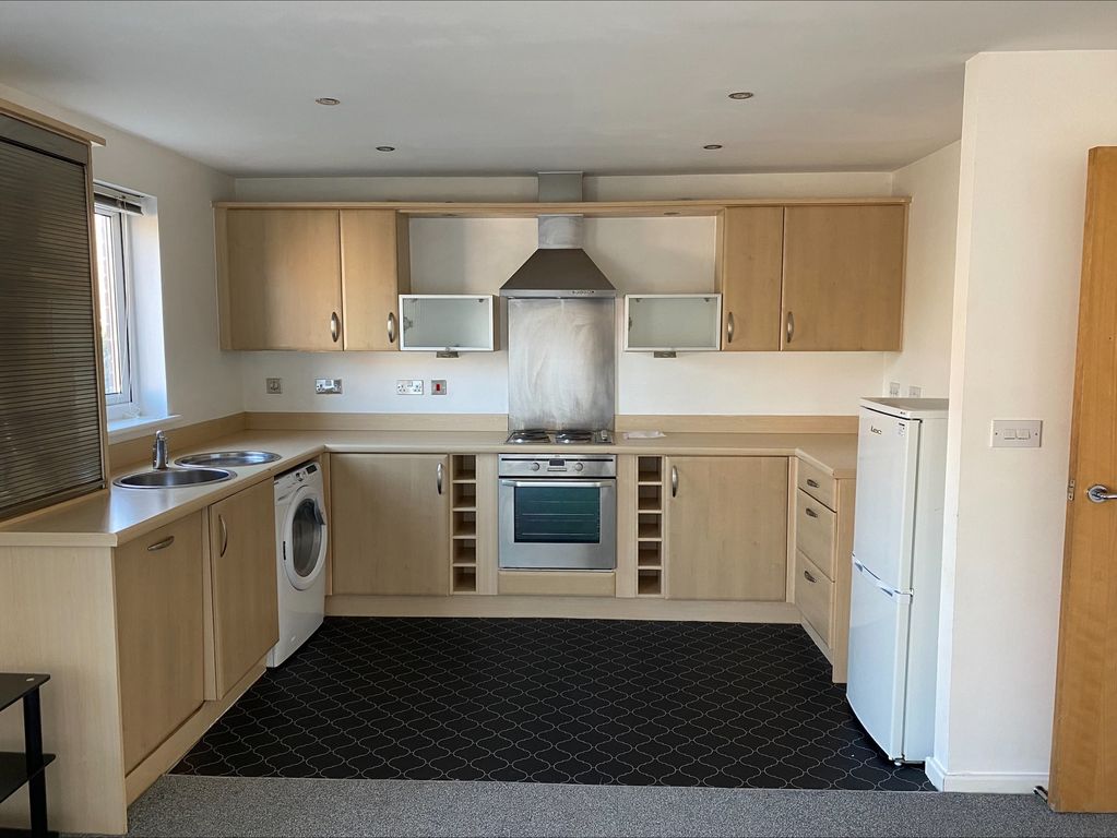 Additional image 6 of 2 bed flat to rentPentre Doc Y Gogledd, Llanelli SA15