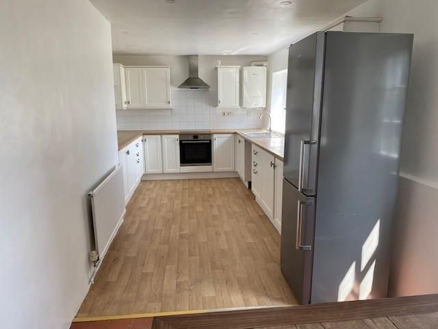 Property photo 2 of 10 2025 Kitchen.Jpg