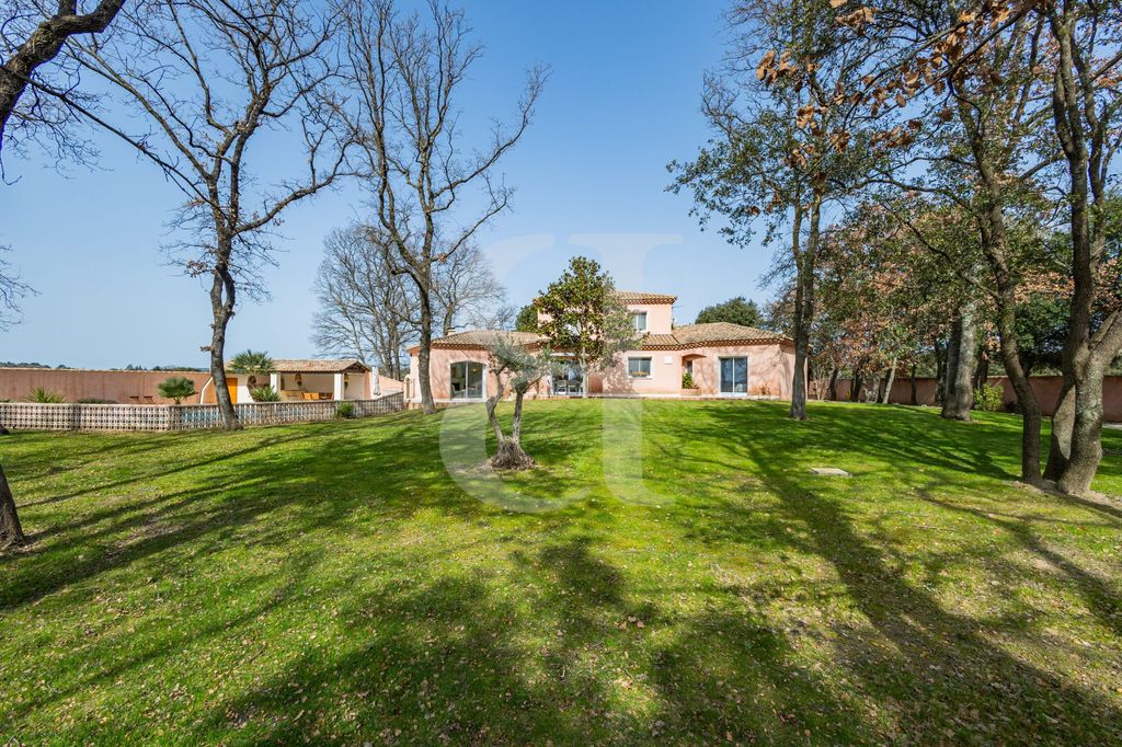 Property photo 2 of 30