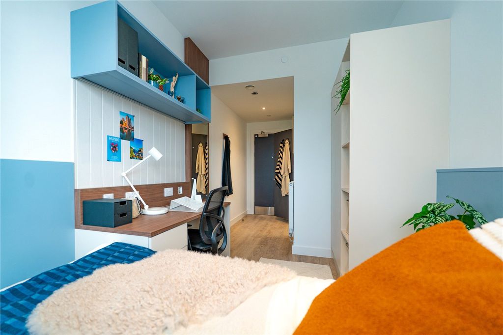 Property photo 2 of 8 Picture No. 04