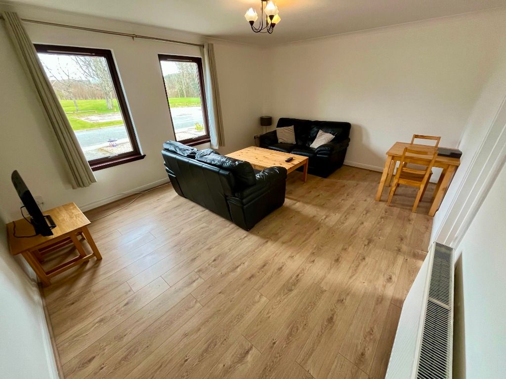 Property photo 2 of 10 Photo 2