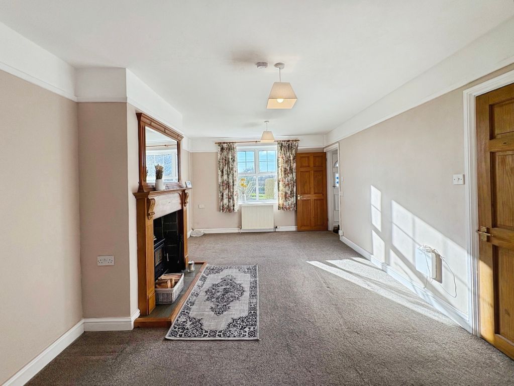 Property photo 2 of 27 4970423