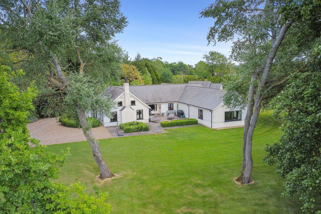 Property photo 1 of 47