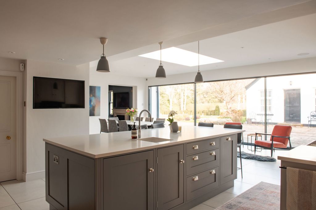 Property photo 3 of 30