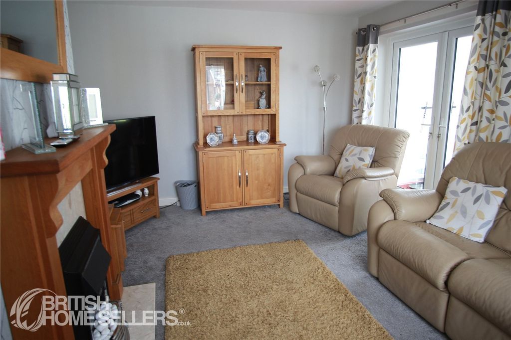 Property photo 2 of 17 2
