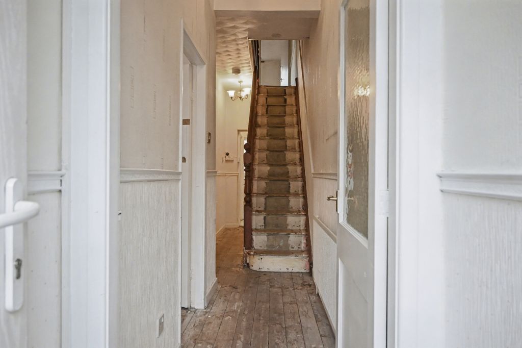 Property photo 2 of 24 29 Middlesex Road, Bootle L20 9Bn