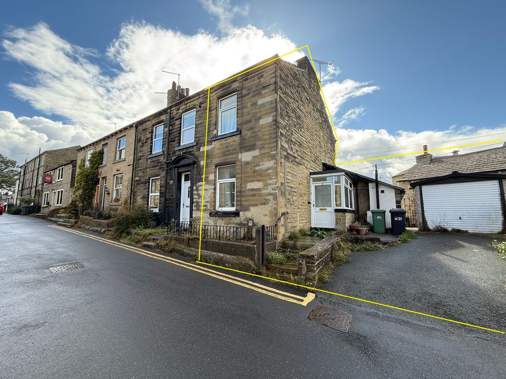 Property photo 2 of 11