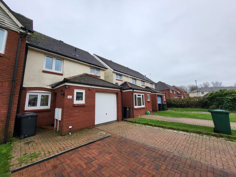 Property photo 1 of 11 Photo 10