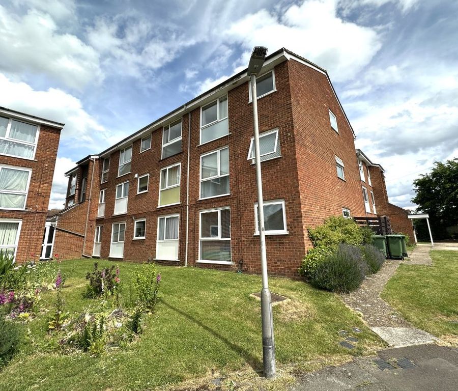 Property photo 1 of 6