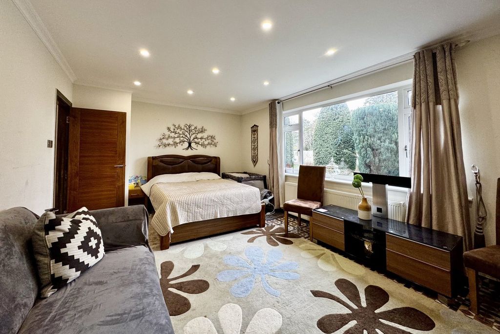 Additional image 11 of 6 bed detached house for saleRothesay Road, Bournemouth BH4