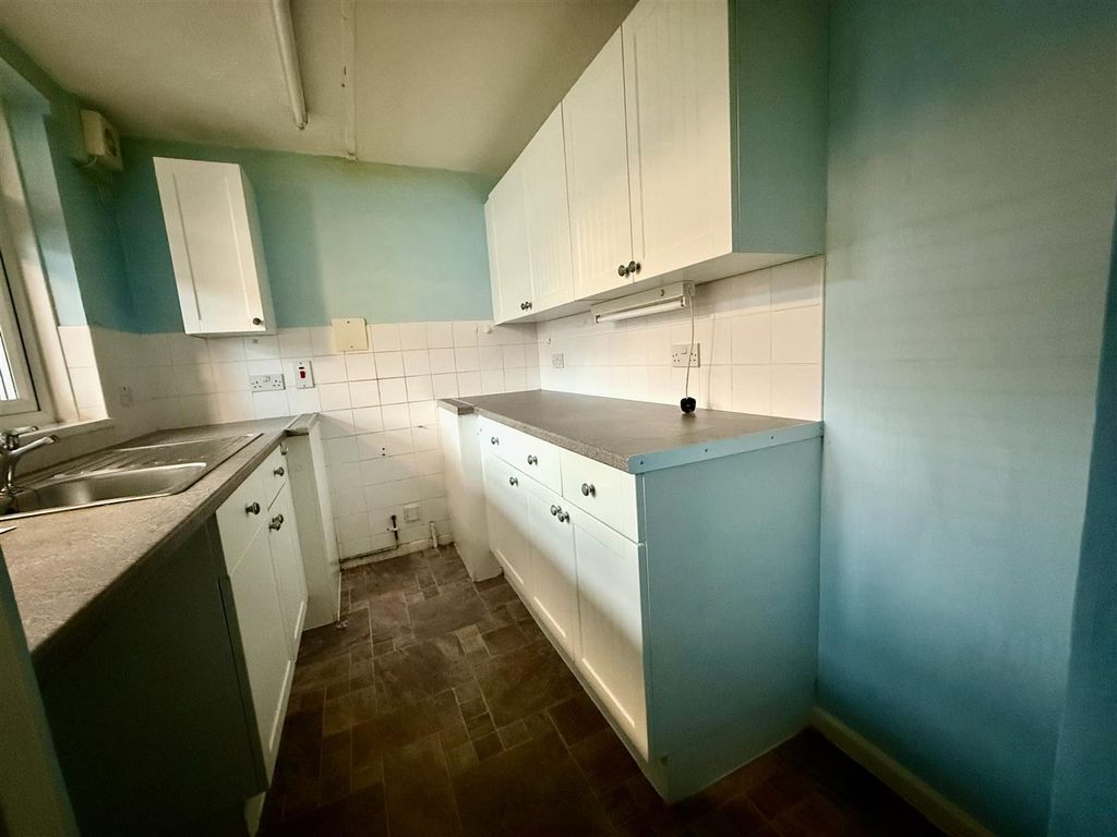 Property photo 1 of 8 Lotimage2440929.Jpg