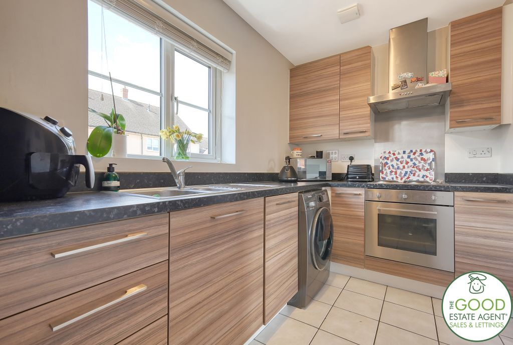 Property photo 3 of 13