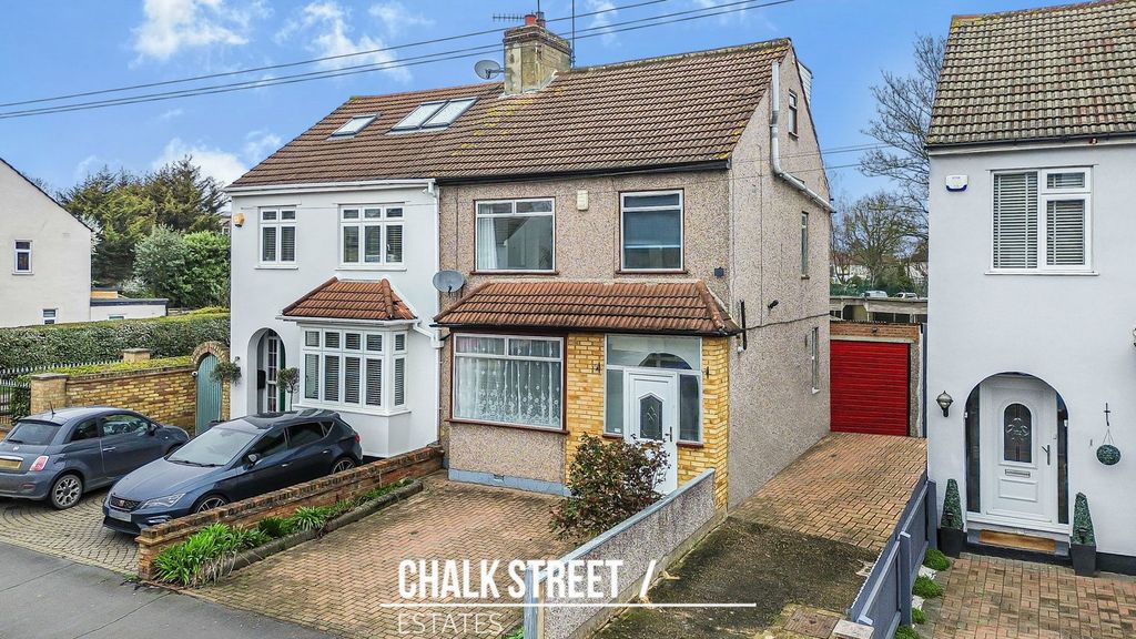 Property photo 1 of 31