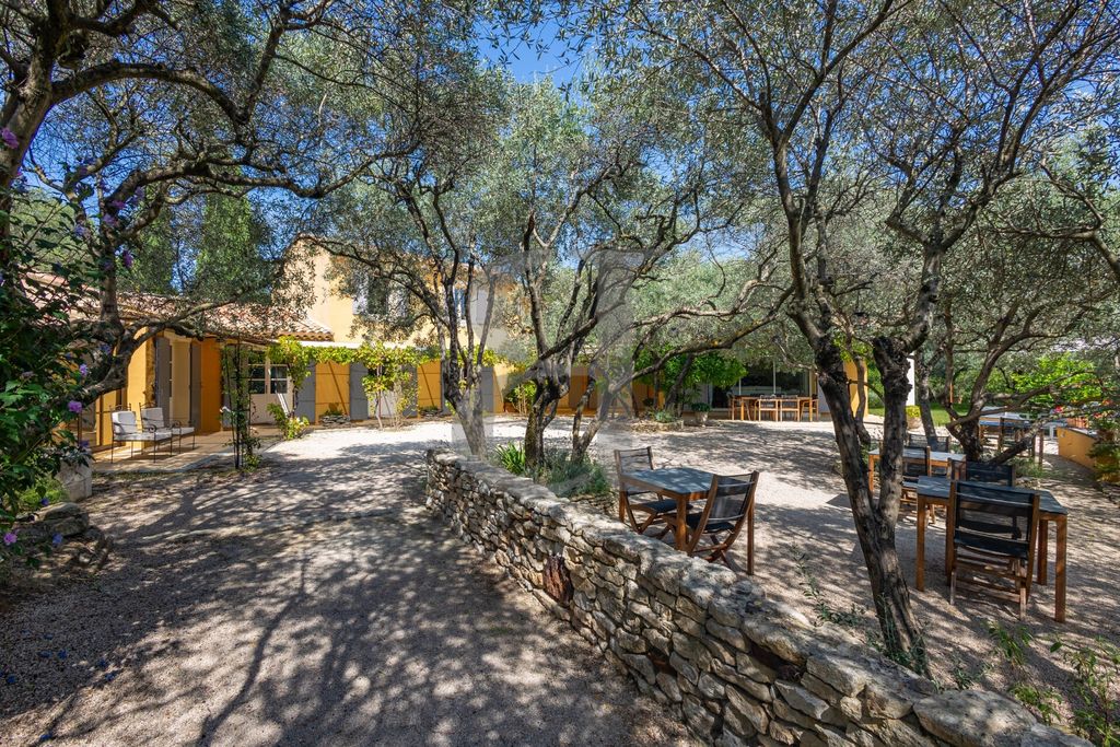 Property photo 3 of 26