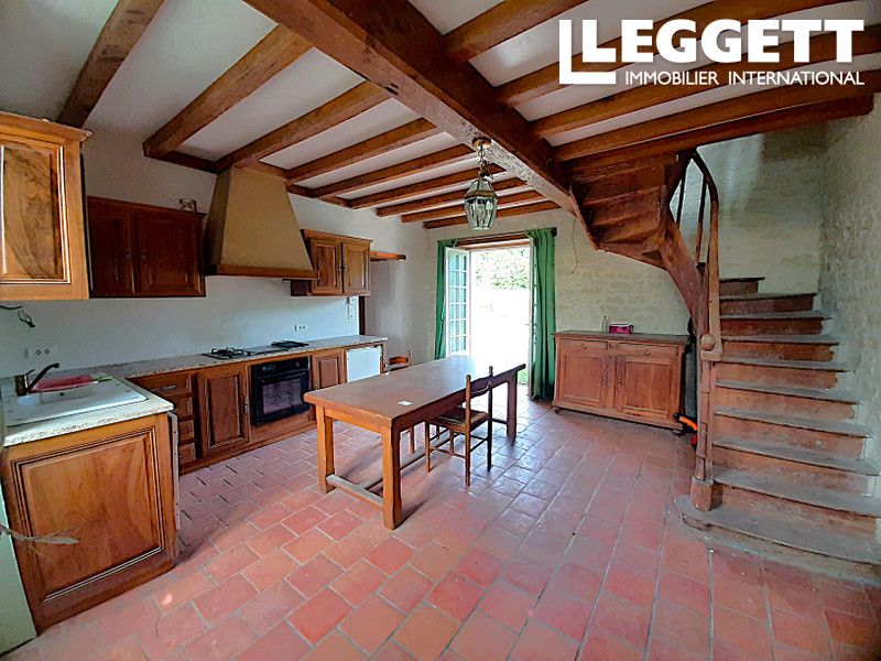 Property photo 2 of 10