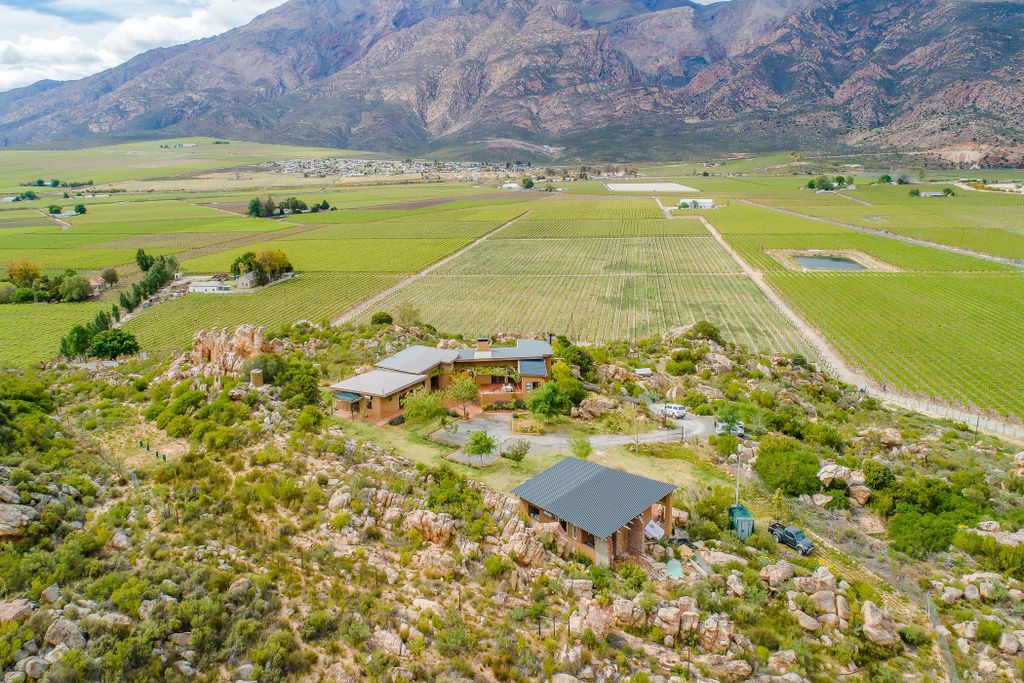 Property photo 3 of 46 Tk1589032