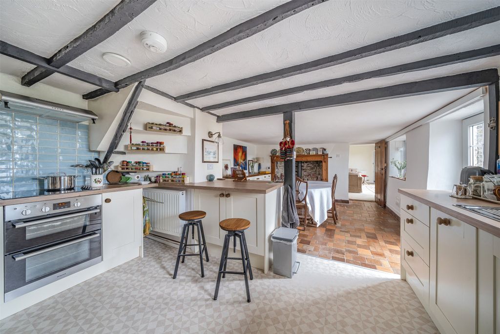 Property photo 3 of 22 Picture No. 07