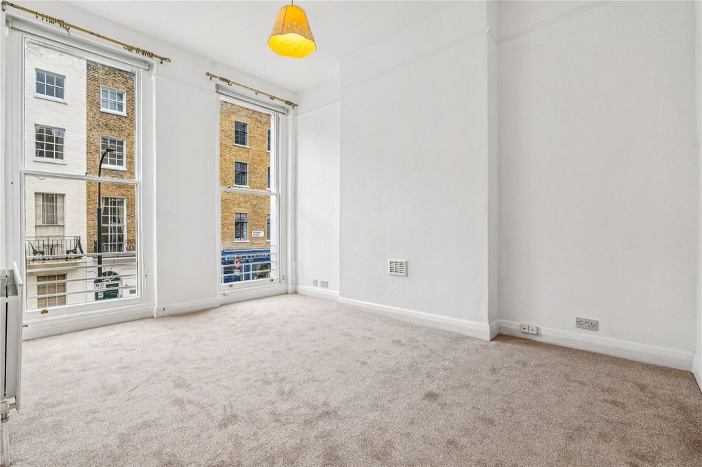 Property photo 1 of 7 Picture No. 10