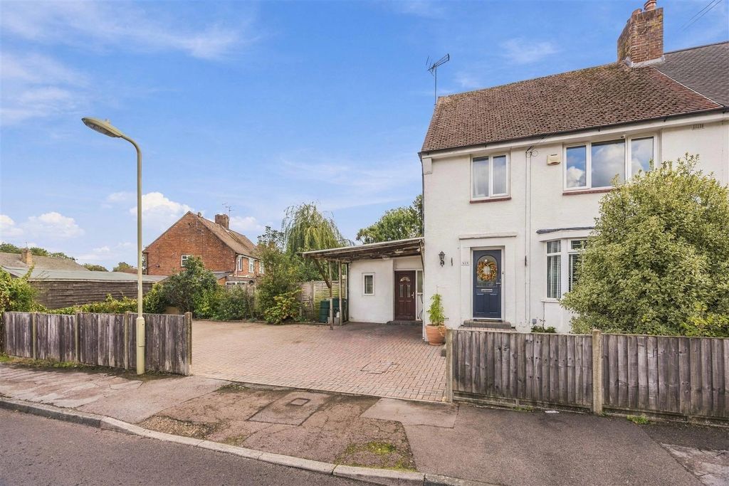 Property photo 1 of 30 29 Forest End, Waterlooville-Small-Porticomarketin