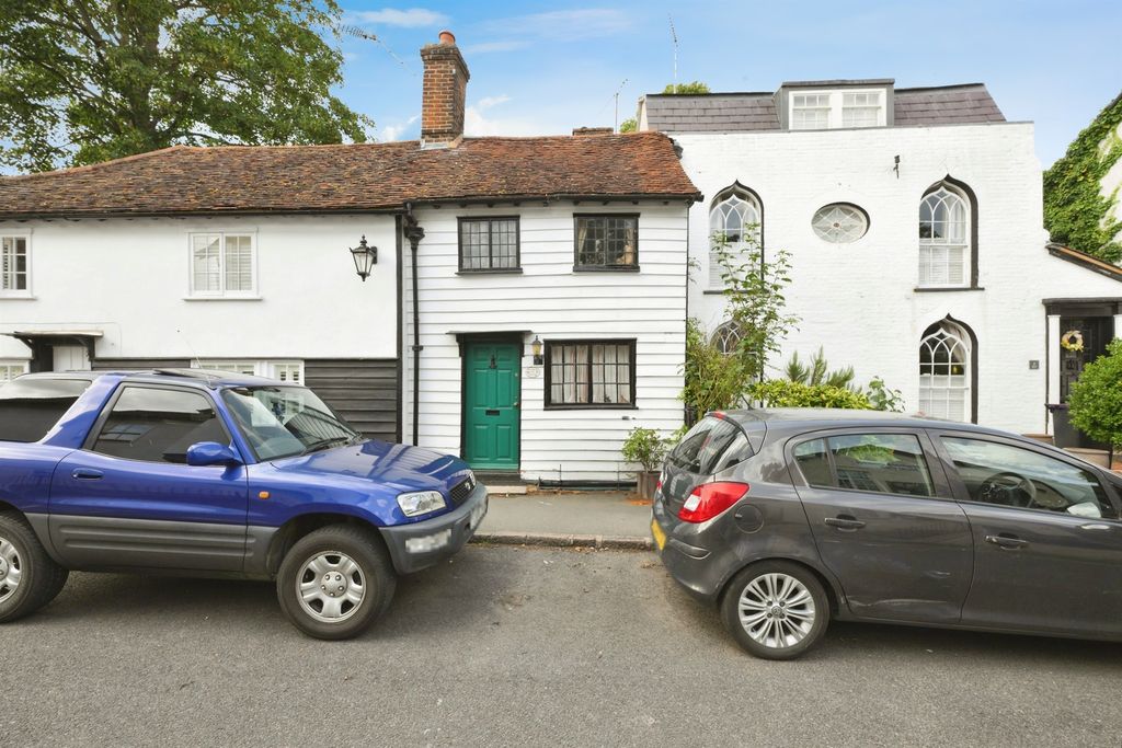 Property photo 1 of 16