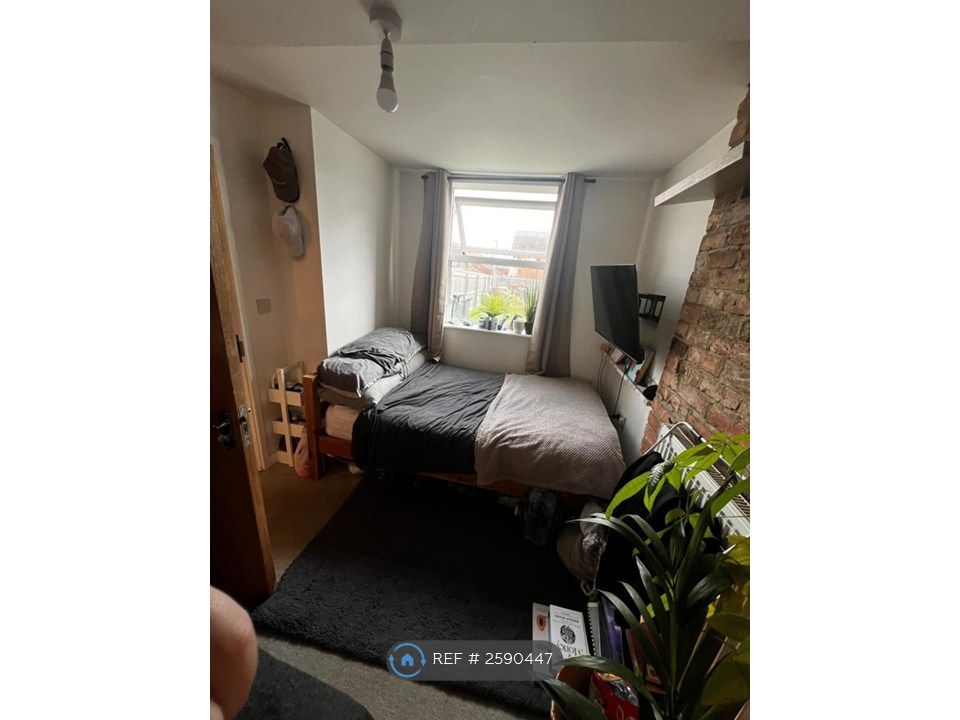 Property photo 2 of 10 Room 1