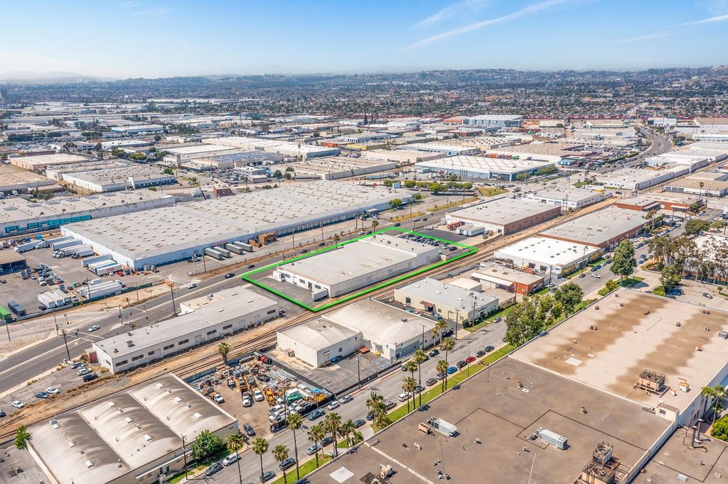 Property photo 2 of 4