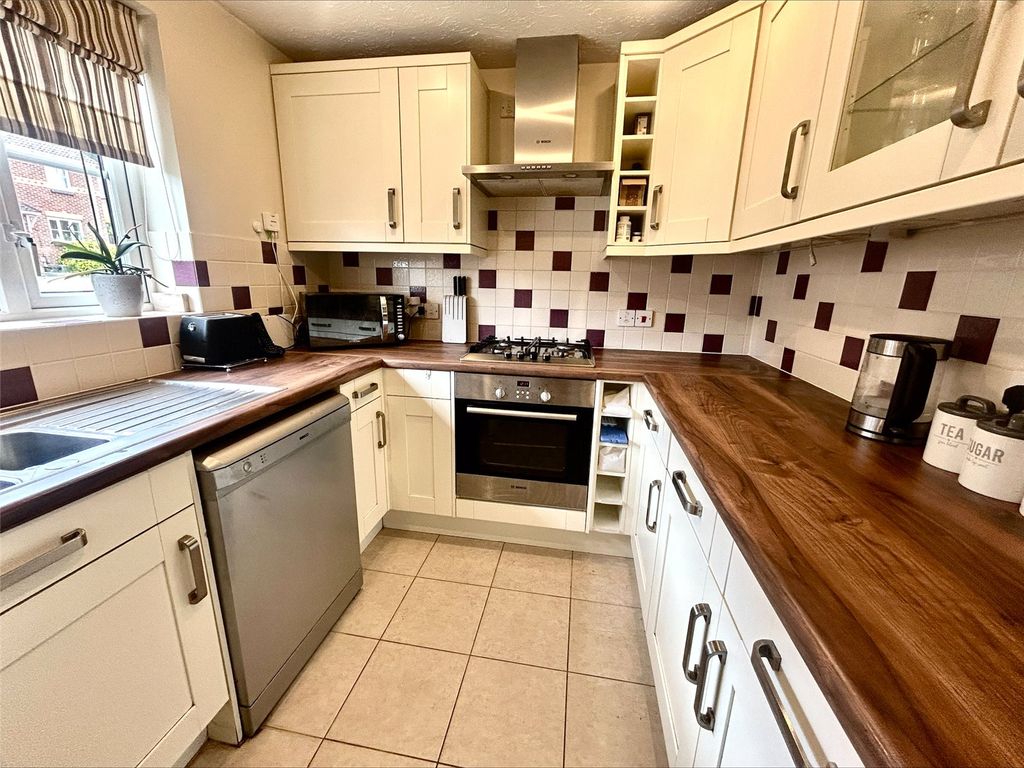 Property photo 2 of 12 Picture No. 05