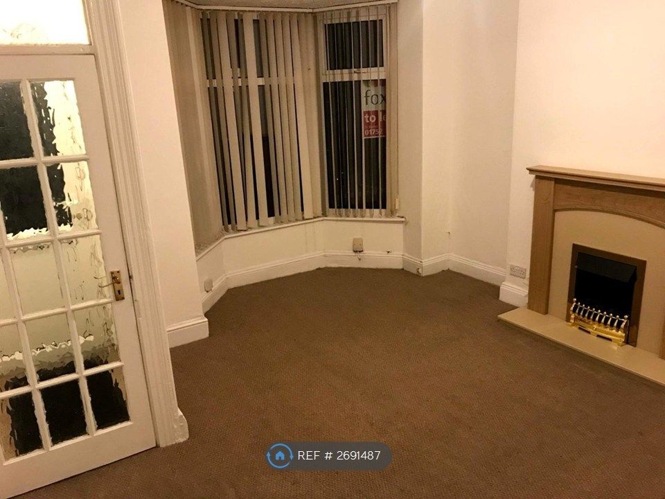 Property photo 2 of 7