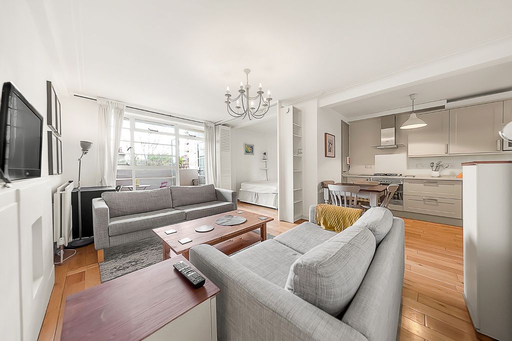 Property photo 2 of 7 4398261