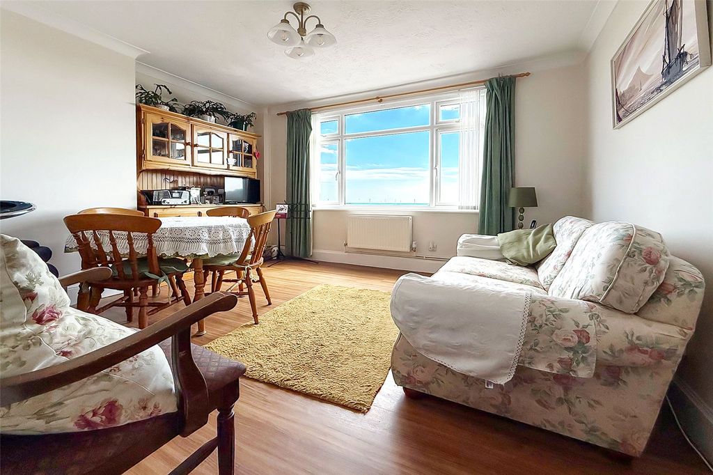 Property photo 2 of 11 Picture No. 06