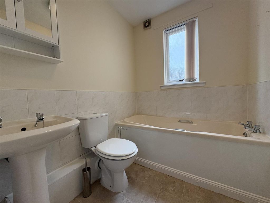 Additional image 11 of 2 bed flat to rentThe Stables, Feus Road, Perth PH1