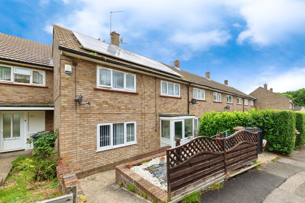 Property photo 1 of 17