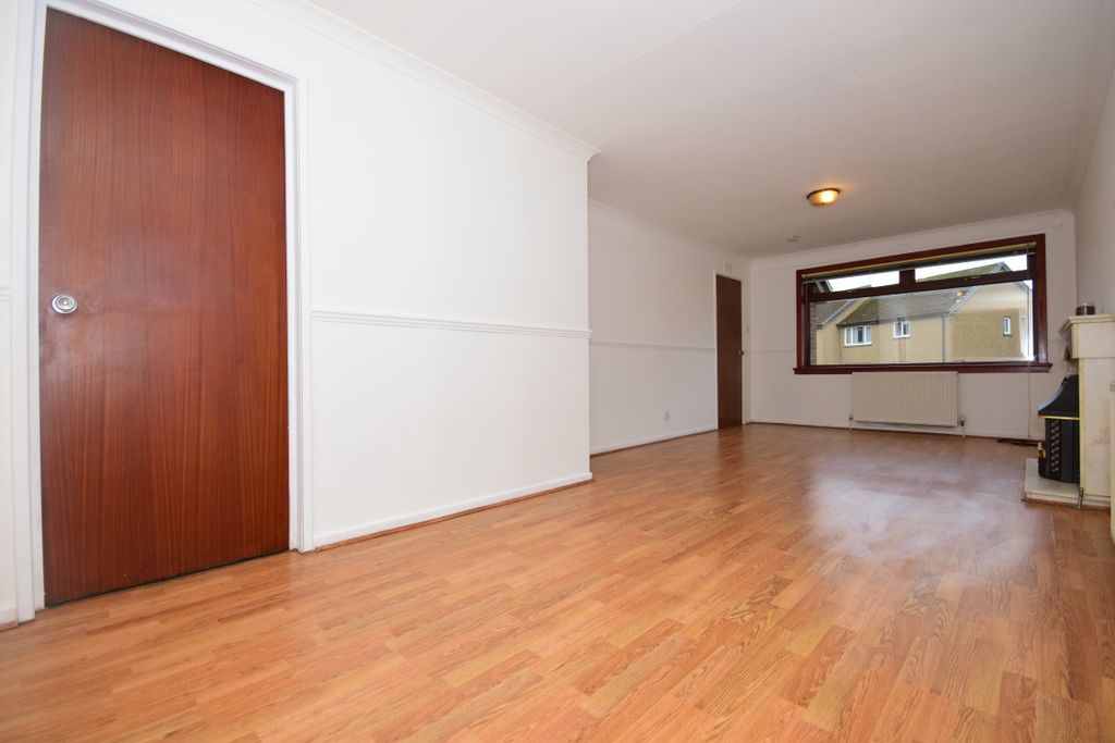 Property photo 3 of 19 Gallery