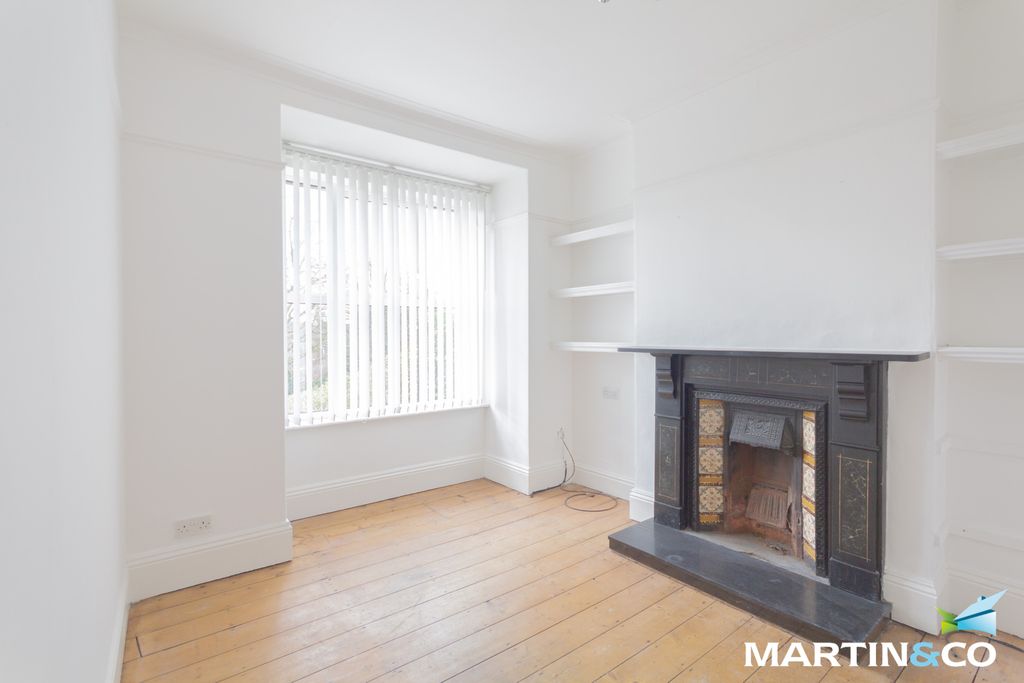 Property photo 3 of 7