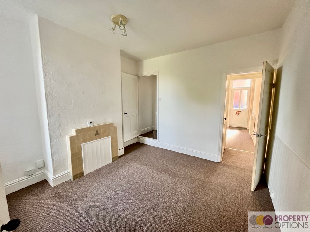 Property photo 3 of 12 Image 5