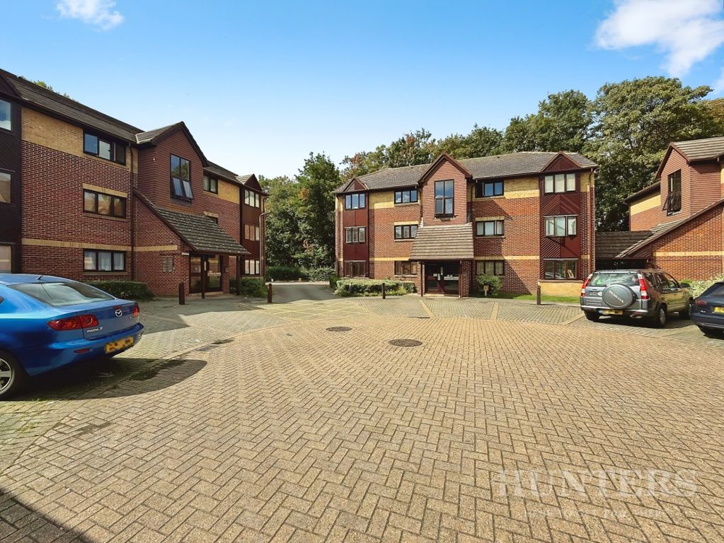Property photo 1 of 9