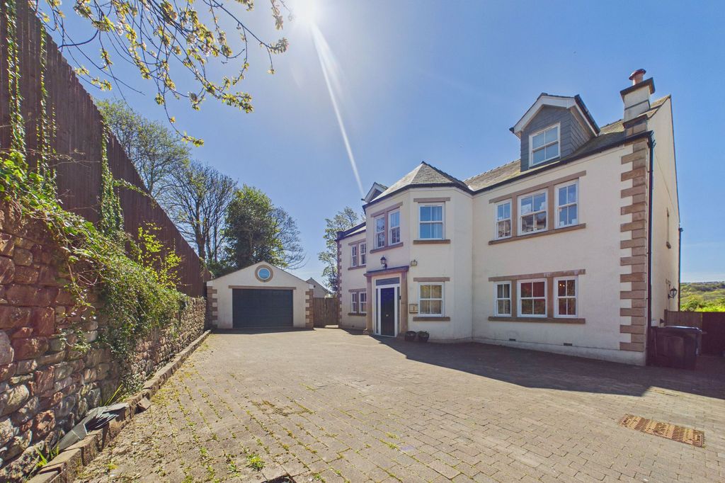 Property photo 1 of 55